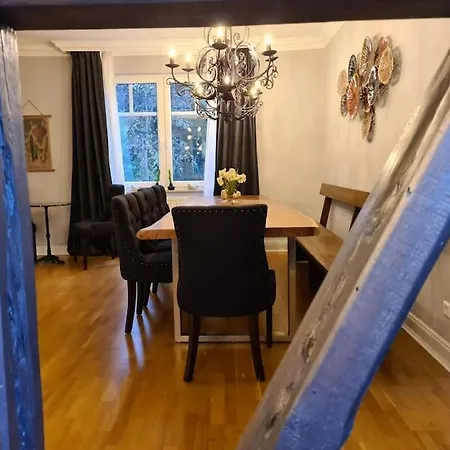 Gruppenhaus Mit Grillkota Fuer 16 Personen In Hahnenklee